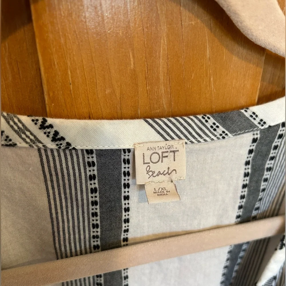 LOFT Black and Cream Swimsuit Beach Coverup - Picture 4 of 6